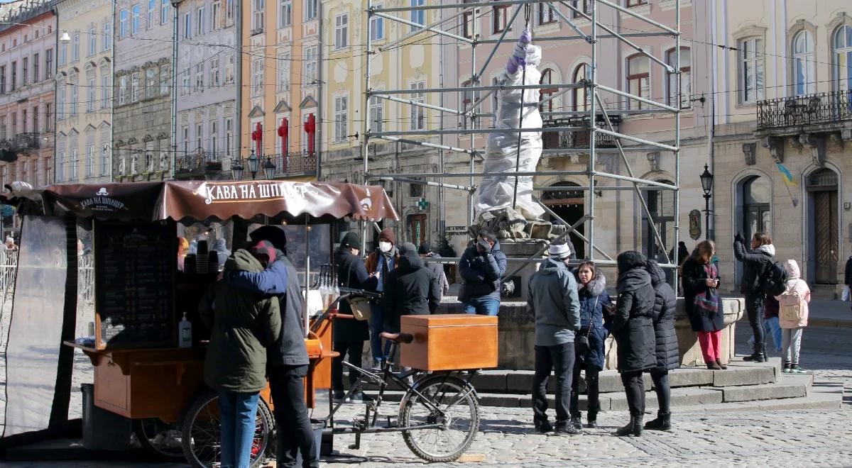 Wojna zagraża zabytkom Lwowa. Mieszkańcy próbują je ocalić