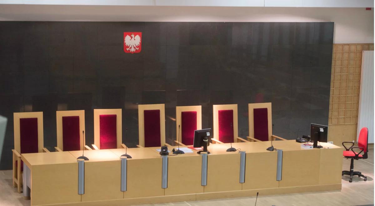 Zebrania w 283 sądach. Sędziowie odwiesili togi na znak protestu  ws. reformy sądownictwa