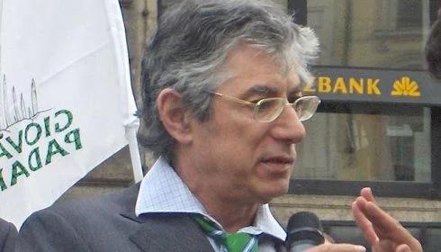 Umberto Bossi znowu szokuje