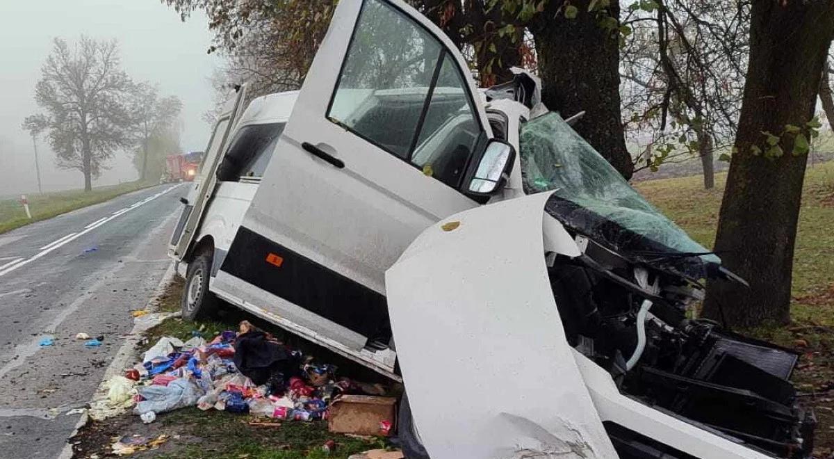 Seria wypadków na drogach. Policja apeluje do kierowców o ostrożność