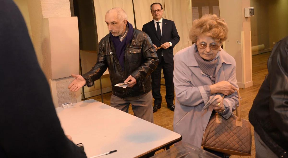 Wybory we Francji. Sondaże exit-polls zwycięstwo partii Nicolasa Sarkozy'ego. Klęska socjalistów