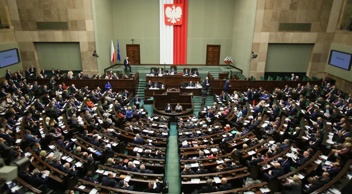Sejm nie zgodził się na odrzucenie projektów likwidujących gimnazja