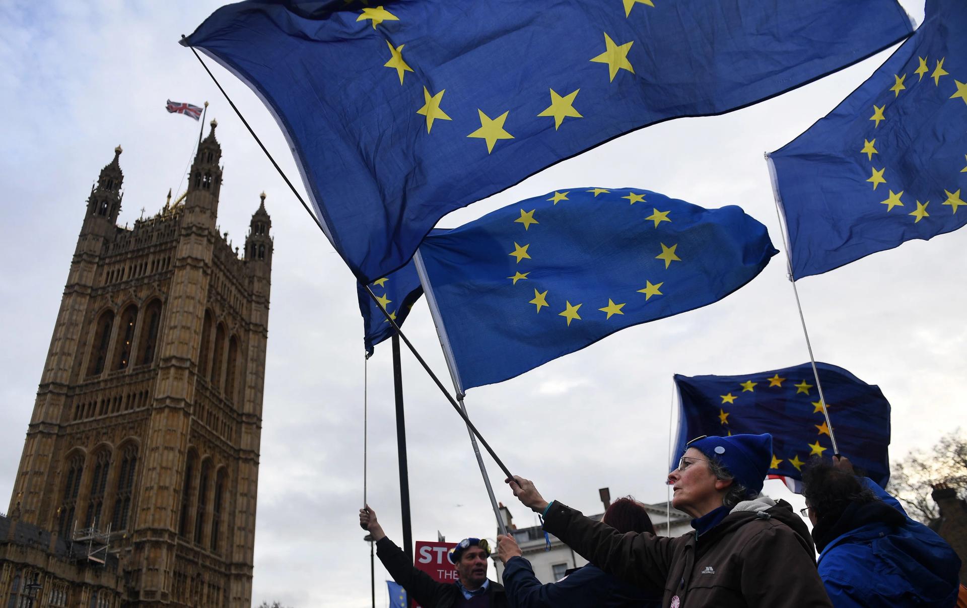 W. Brytania. Minister ds. Brexitu: May może zostać, nawet jeśli przegra
