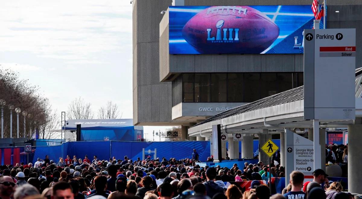 Piwo, pizza i kosmiczne ceny biletów. Amerykanie gotowi na Super Bowl
