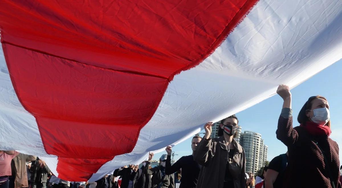 Zakaz śpiewania na białoruskiej uczelni. Studenci rozpoczęli milczące protesty