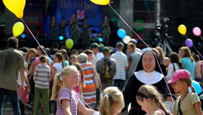 Pomóż dzieciom z ubogich rodzin pójść do szkoły