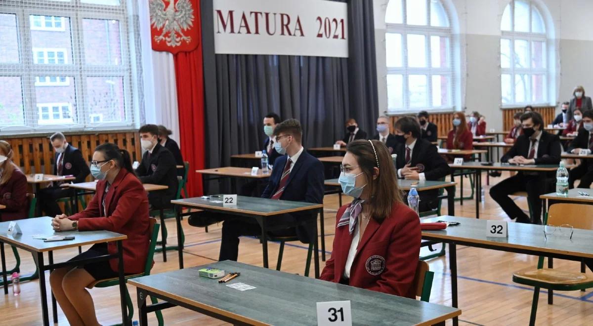 Obertyńska, Prus, Reymont. Licealiści zdradzają, co było na maturze z języka polskiego