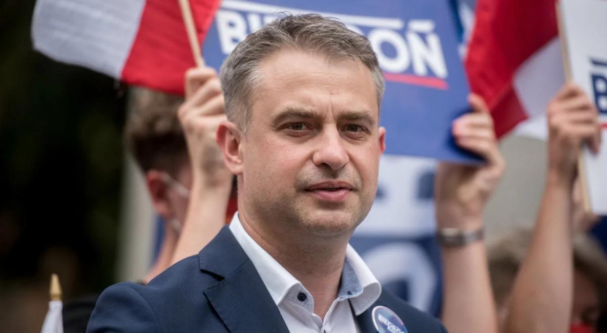 Gawkowski broni słów Biedronia o "dehumanizacji osób LGBT". Mazurek przerywa rozmowę