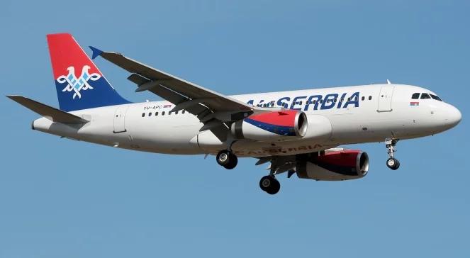 Awaryjne lądowanie samolotu Air Serbia na lotnisku w Belgradzie. Zapalił się silnik?