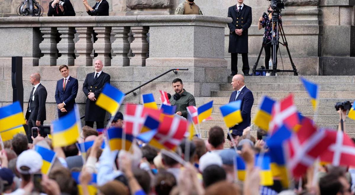 "Usiądziemy po zwycięstwie i wzniesiemy toast". Prezydent Zełenski podziękował Duńczykom za pomoc