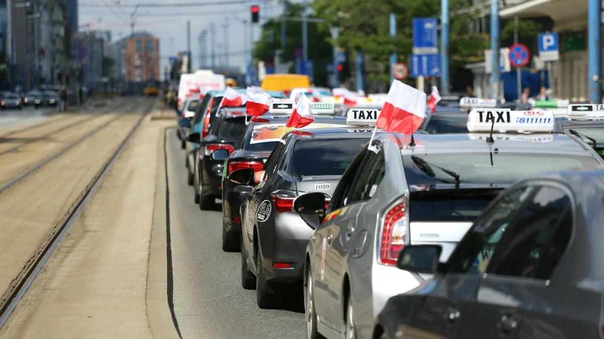 Protest taksówkarzy w czterech miastach. Mają dość Ubera