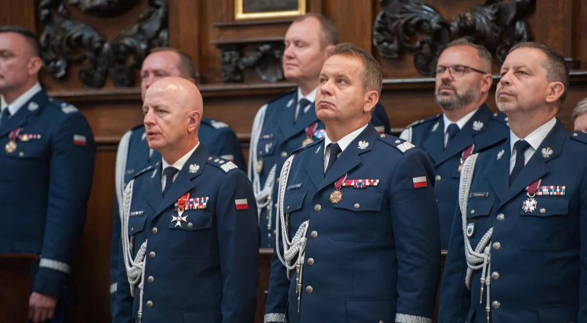 Msza święta za polskich policjantów w Warszawie. "Wpisują się w troskę Boga o ład"