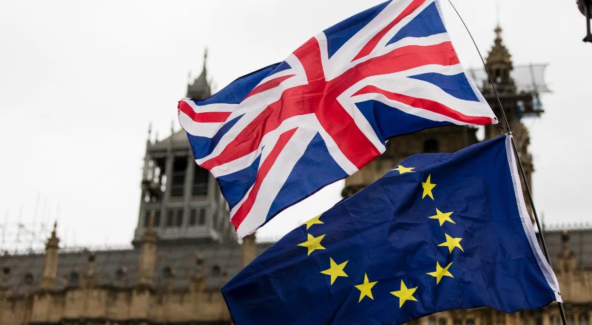 Negocjacje ws. brexitu. Coraz bliżej porozumienia, dyskusje nt. kwestii celnych