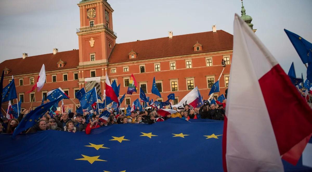 "Dowód na programową pustkę totalnej opozycji". Terlecki o wiecu w Warszawie