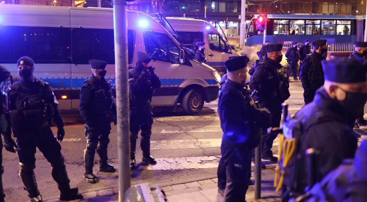 Strzelanina w Belgii.  Sprawca ubiegał się o azyl. Deklarował przynależność do Państwa Islamskiego