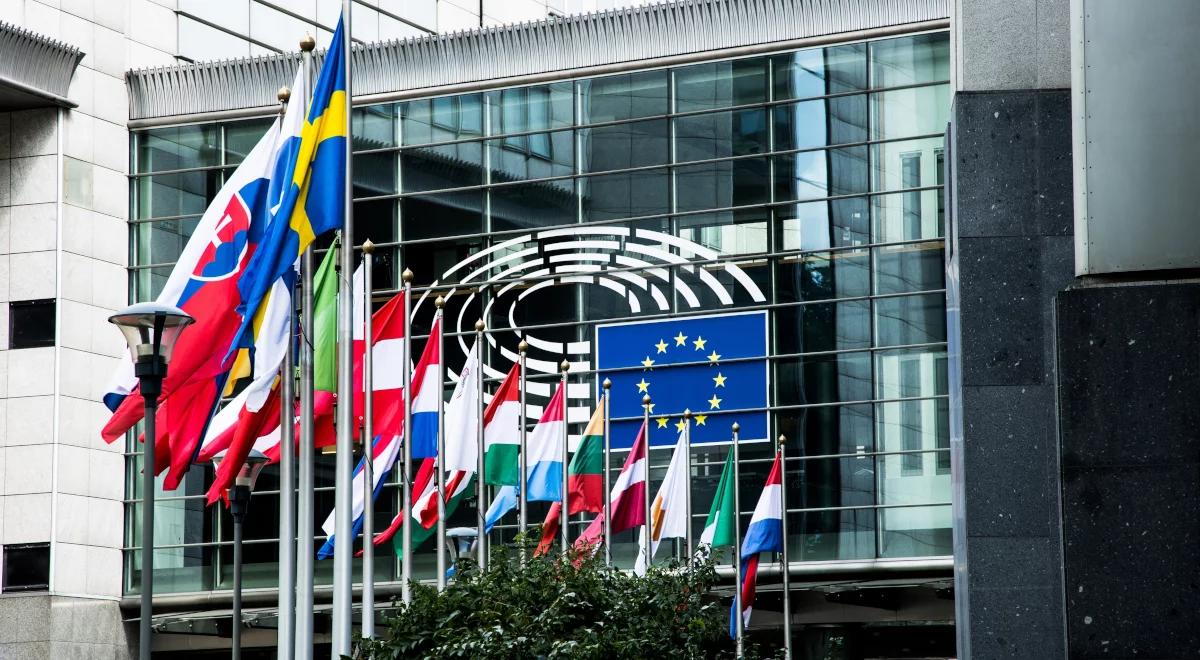 "Wybory w Rosji, sankcje i dozbrajanie Ukrainy". Szefowie MSZ państw UE zbiorą się w Brukseli