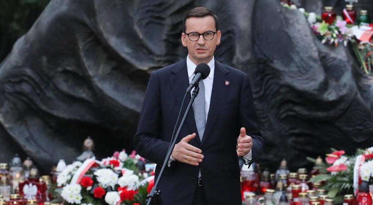 Uroczystości przed pomnikiem Polegli-Niepokonani. Premier: powstańcy powinni być dla współczesnych drogowskazem