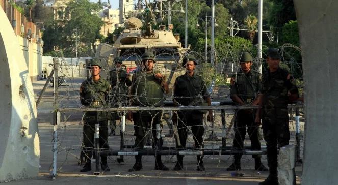 Napięta sytuacja w Egipcie: armia usunie Mursiego?