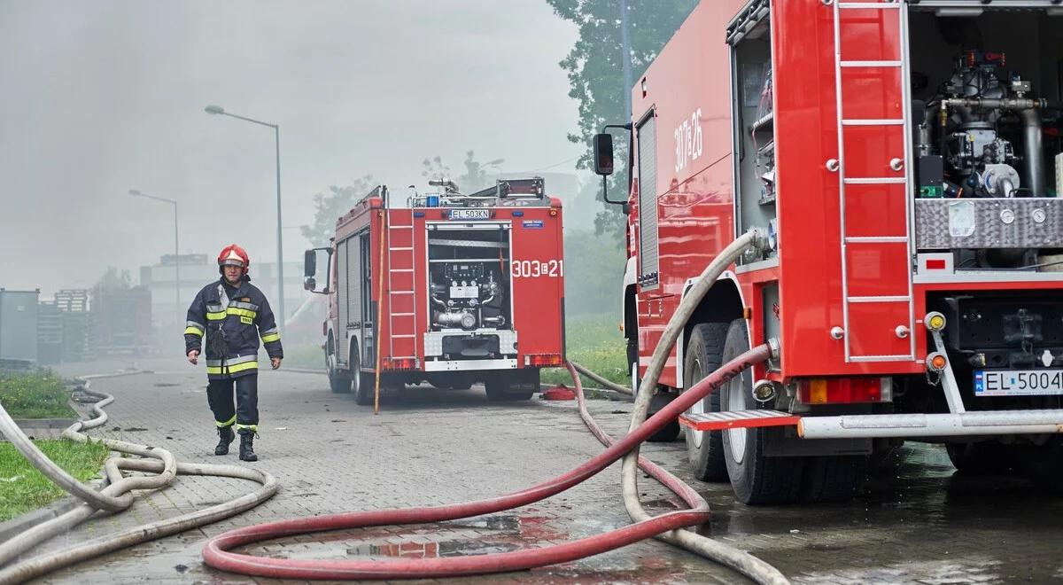 Pożar w hali fabrycznej w Wielkopolsce. Zapaliły się panele fotowoltaiczne