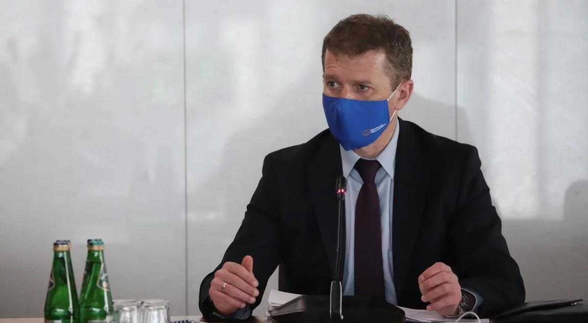 Ireneusz Raś: trudno się dziwić, że po okresie "uwięzienia" Polacy skierowali się na szlaki turystyczne