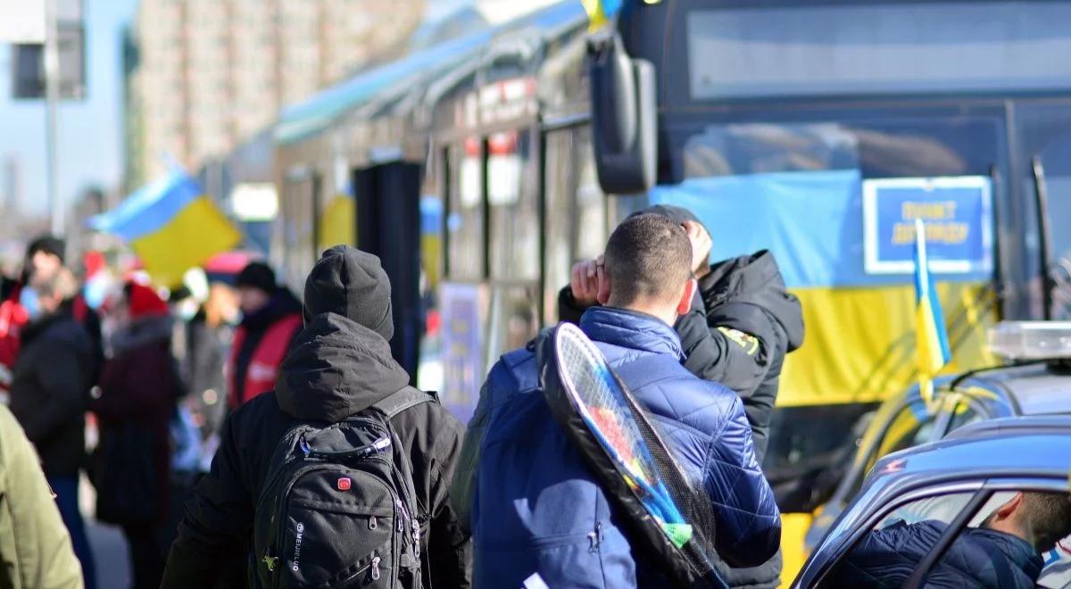 Ponad połowa firm chce zatrudnić Ukraińców na dłużej niż rok. Są wyniki analizy