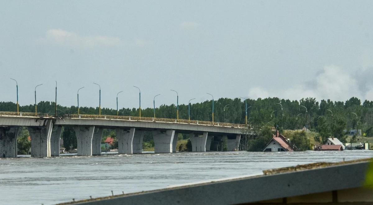 Rosjanie próbują wrócić na swoje pozycje na lewym brzegu Dniepru. "Działania utrudniają im ich własne miny"