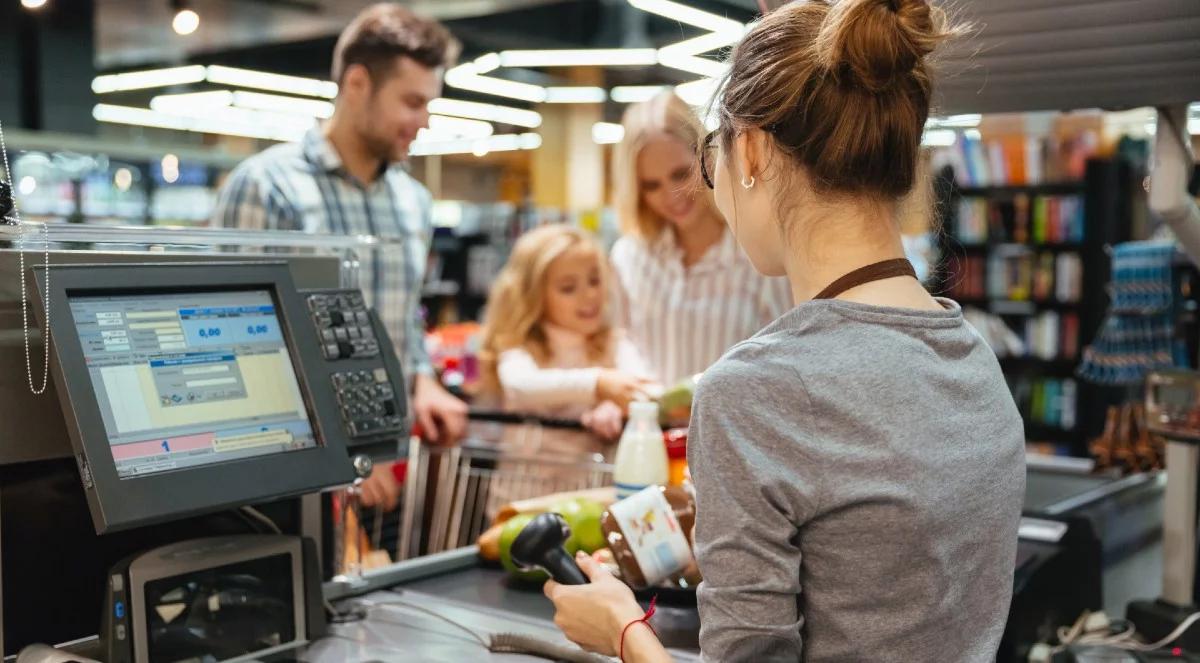 Twórca popularnych sieci sklepów pozwany. Chodzi o nieudaną inwestycję w Małpkę