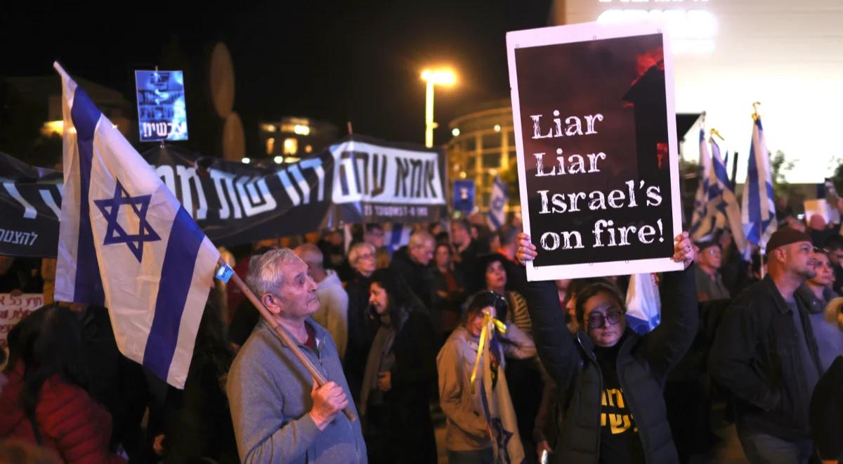 Protest w Tel Awiwie. Demonstranci domagają się odejścia Netanjahu
