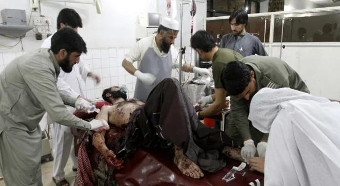 Pakistan: coraz więcej ofiar przed wyborami