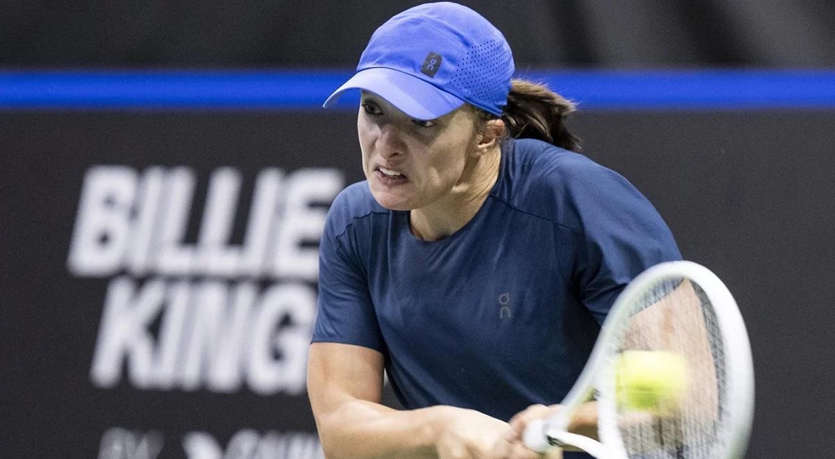 WTA Finals. Świątek i inne gwiazdy zagrają w kraju represji. "Obraza dla pionierów tenisa"