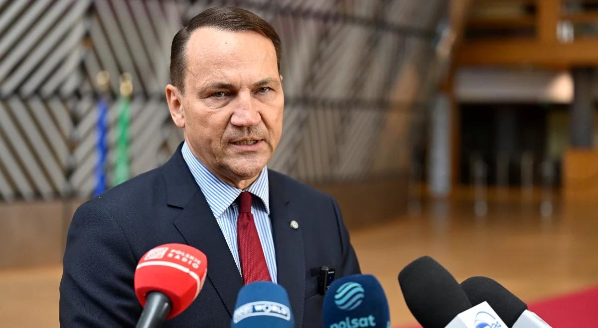 Sikorski o Bąkiewiczu: nie widzę podstaw do przyznania Orderu Orła Białego