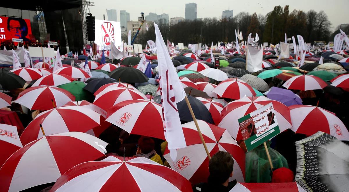 Protest nauczycieli. "Nie dla chaosu w szkole"