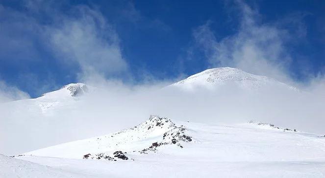 Alpinista z Polski zaginął na Elbrusie. Interfax: trwają poszukiwania