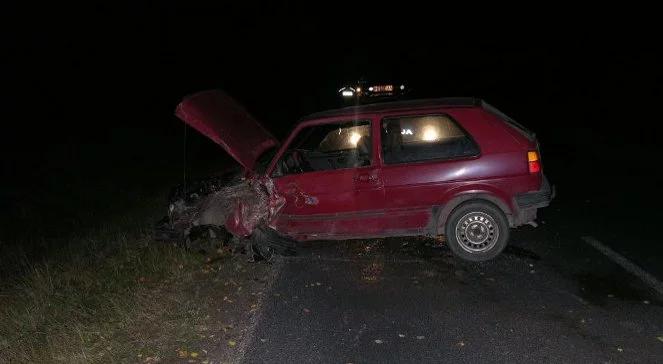 Pijany wsiadł za kierownicę. Uderzył w autobus