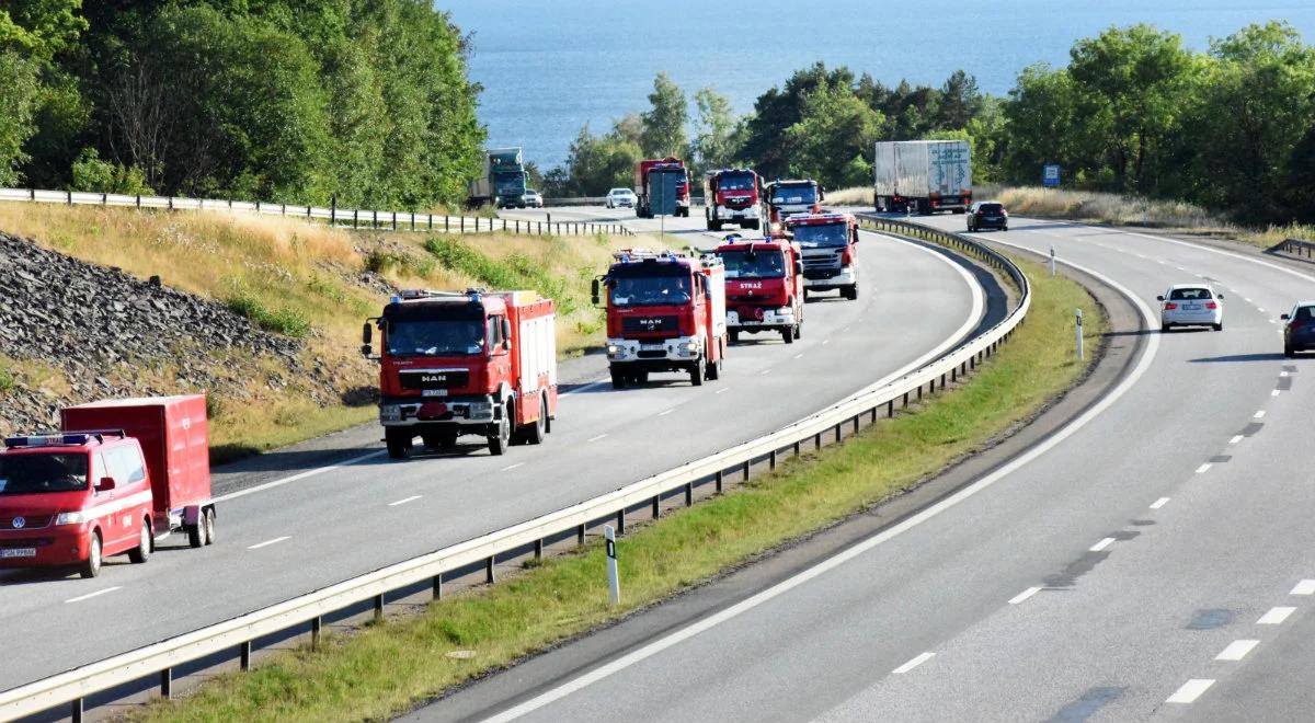 Komendant Główny PSP: polscy strażacy zostaną w Szwecji tak długo jak będą potrzebni 