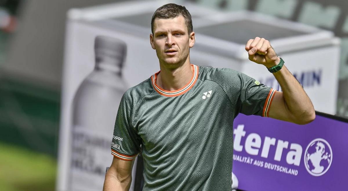 ATP Halle. Hubert Hurkacz znalazł sposób na Alexandra Zvereva. Polak melduje się w finale!