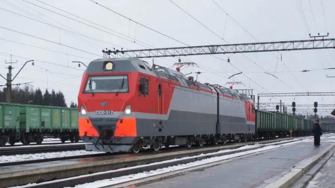 Ukraina odcina Krym od transportu kolejowego. Kasuje wszystkie połączenia