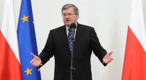 Bronisław Komorowski podniósł pensję byłym prezydentom. Dostaną po 6 tys. zł