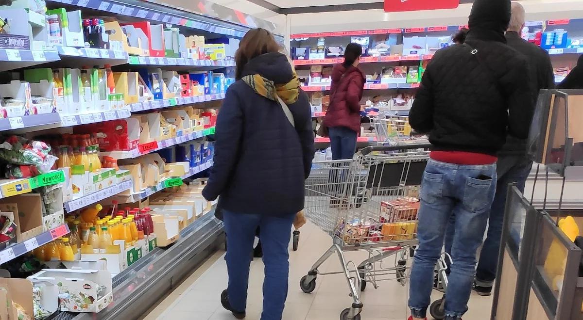 "Pracownicy są zmuszani do pracy w niedzielę". Bujara zapowiada protesty "Solidarności"