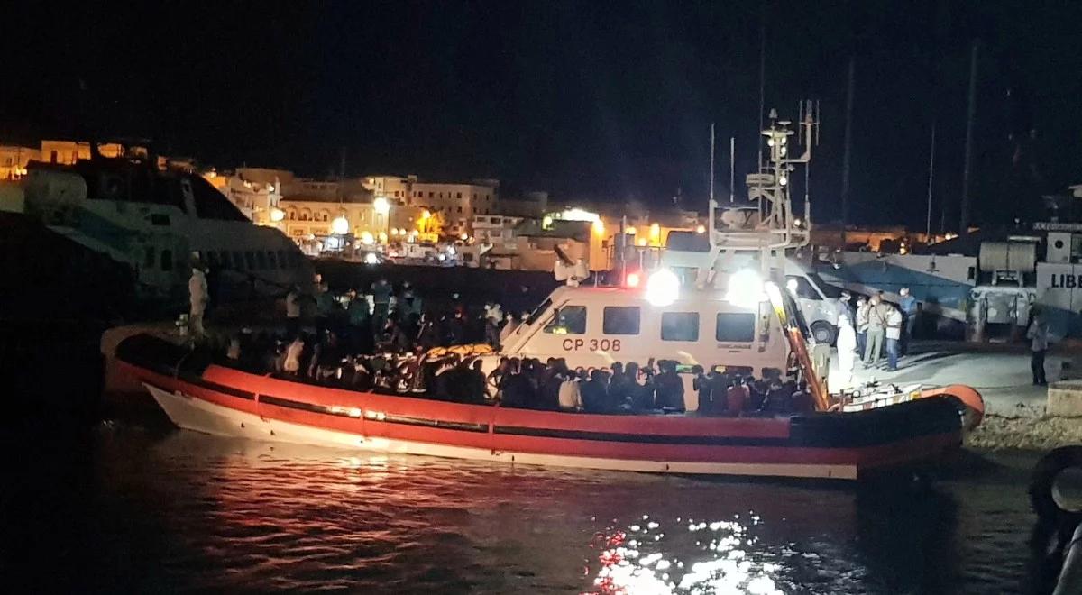 Kryzys na Lampedusie. Kolejnych 800 migrantów przypłynęło do Włoch