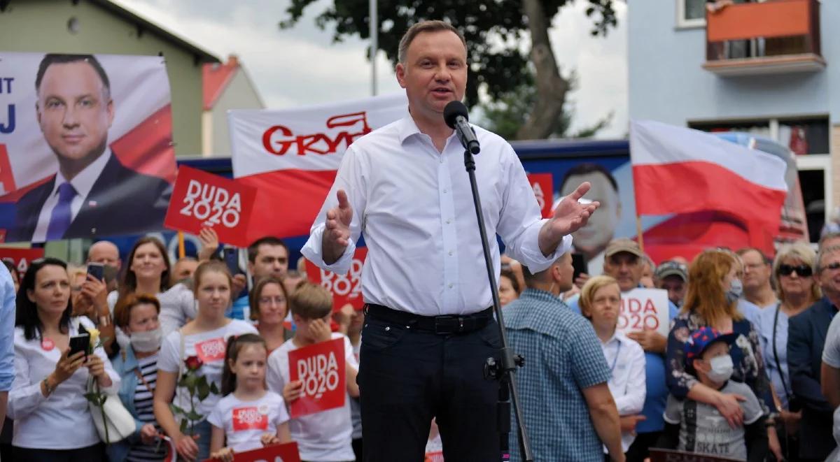 "Polityka napychania kieszeni warszawskiemu salonowi". Prezydent ostro o przeciwnikach