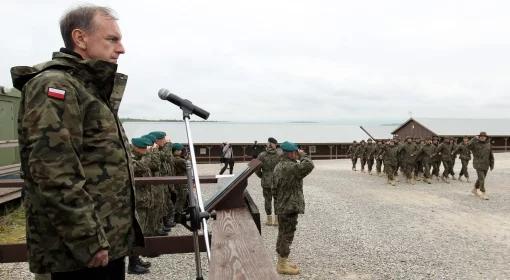 Tupolew z Bogdanem Klichem przyleciał do Kosowa