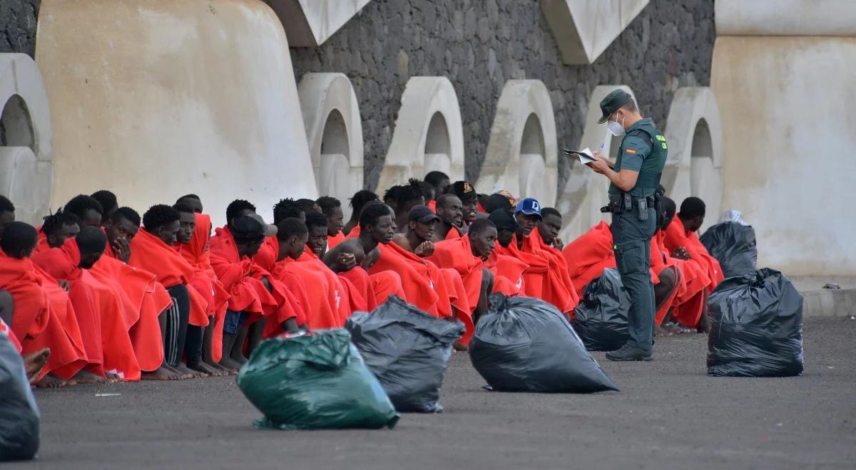 Na Wyspy Kanaryjskie wciąż masowo napływają nielegalni imigranci. Wzrost o kilkadziesiąt procent