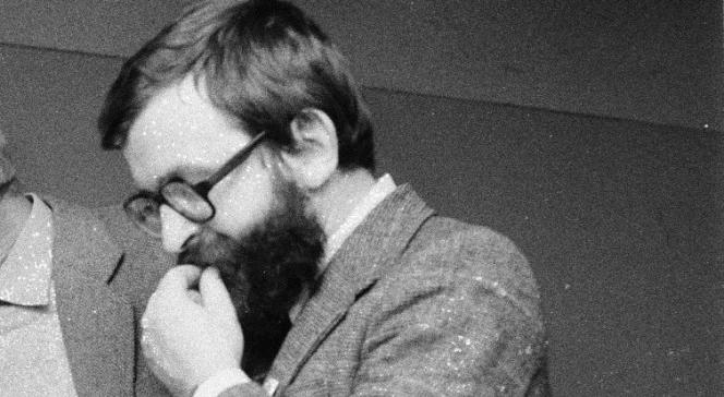 Prof. Zieniewicz: jego wiersze Barańczaka były awangardowe, ale wyczulone na rzeczywistość polityczną
