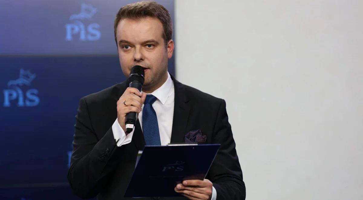 Atak na senatora Karczewskiego. Rzecznik PiS apeluje do opozycji: nie nakręcajcie spirali nienawiści