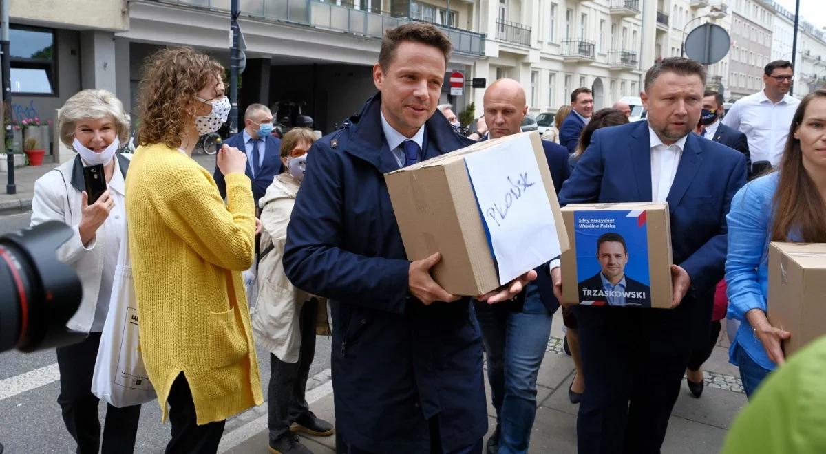 Wiemy, ilu kandydatów na prezydenta zarejestrowała PKW. Wciąż liczone są głosy Trzaskowskiego