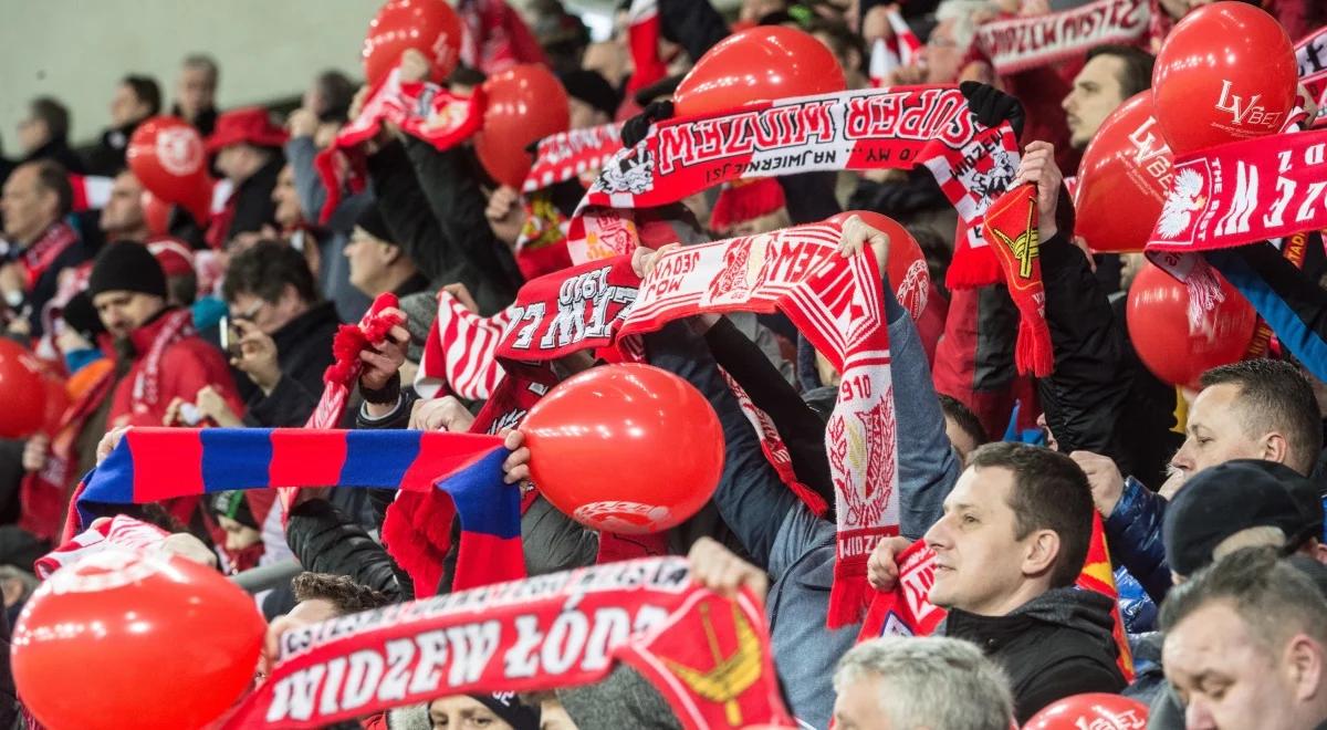 Widzew z awansem, ale zamiast fety skandal. Kibice zaatakowali piłkarzy