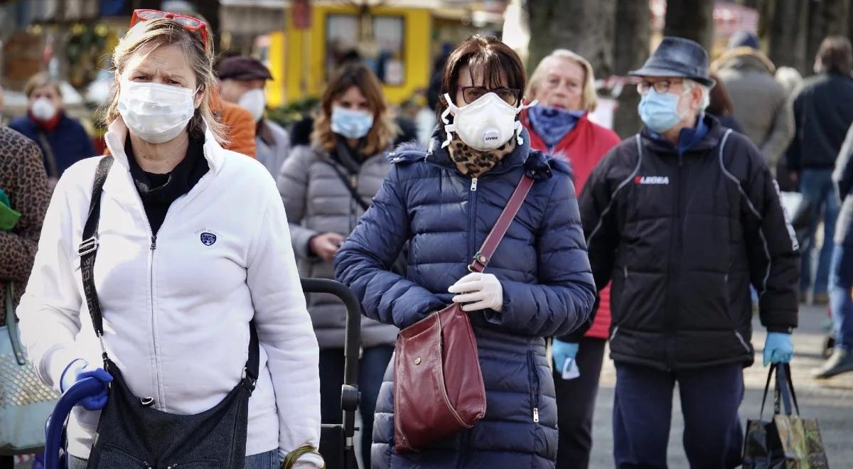 Sposoby walki z pandemią na świecie. Prof. Konarski: pokusa kontroli nad obywatelami jest coraz większa