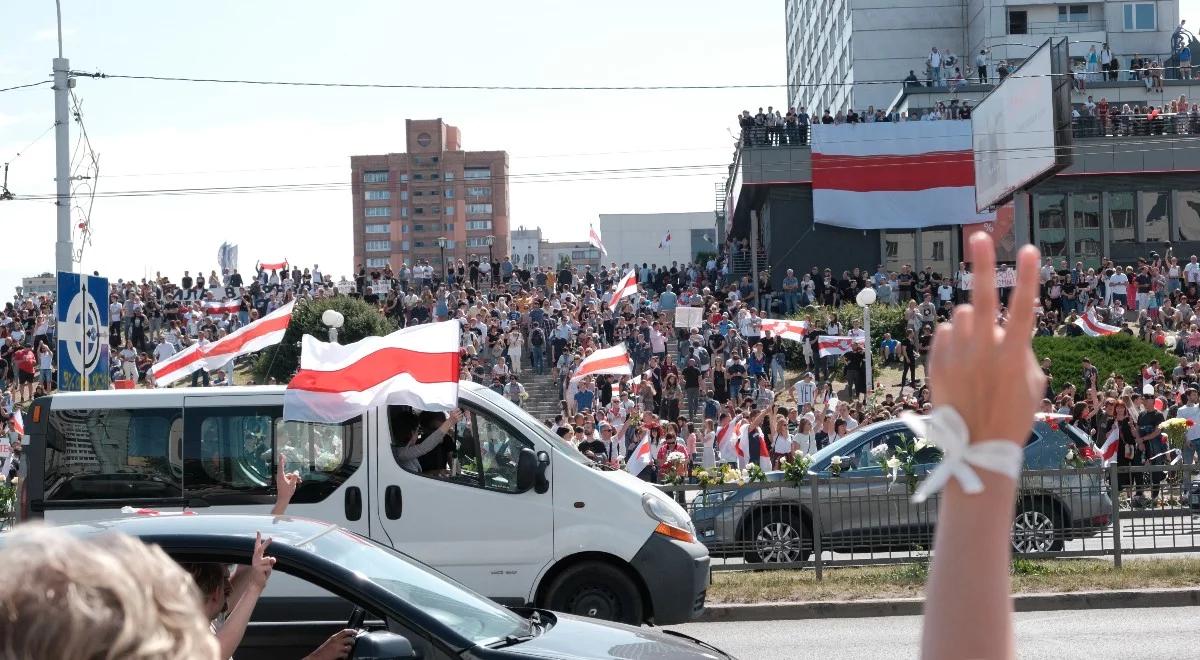 Sytuacja na Białorusi. "Polacy zawsze byli zakładnikami relacji między państwami"