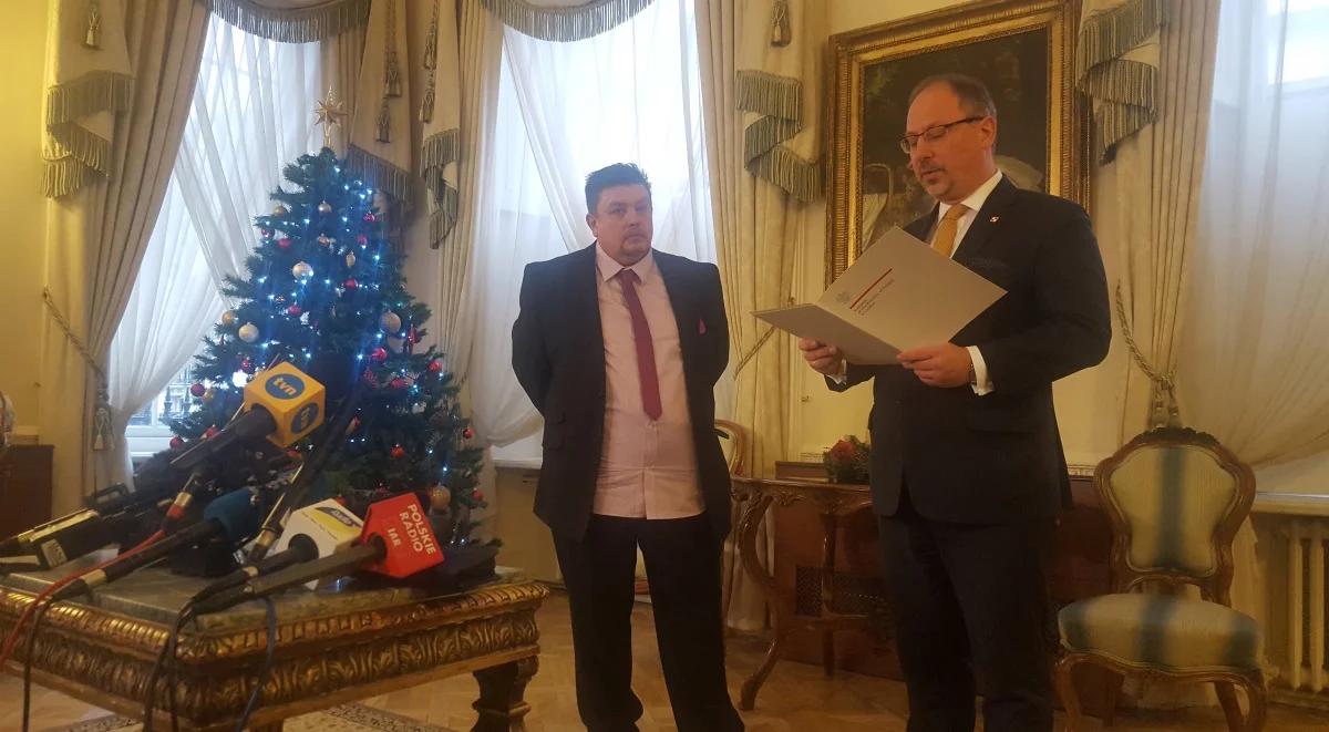Londyn: w ambasadzie RP uroczystość z udziałem organizatora zbiórki dla rodziny Łukasza Urbana